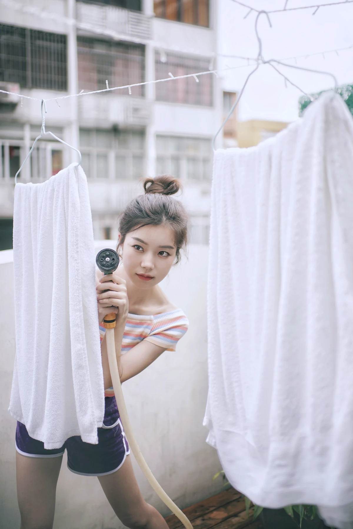 [YITUYU] 2023.01.05 Vol.2843 – The Water Gun Girl on the Rooftop circle#[25P]-9