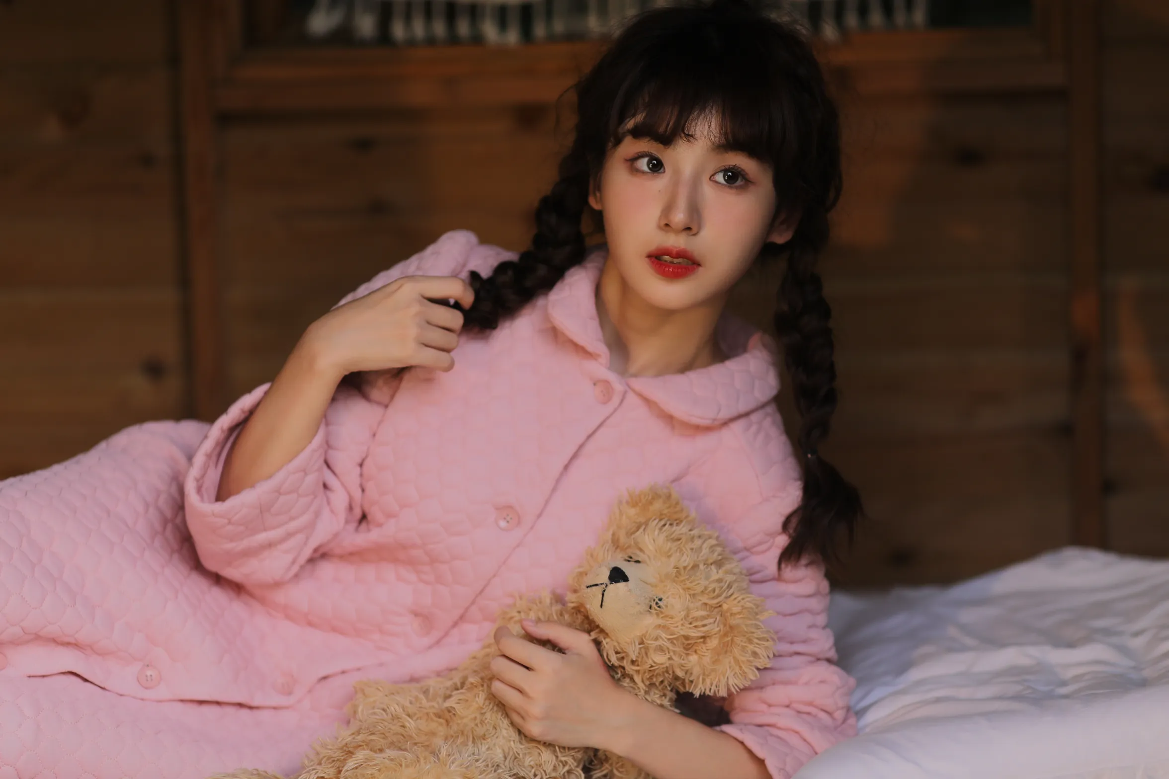 [YITUYU] 2022.12.01 Vol.2571 – Pink Bear Gu Linx#[37P]-15